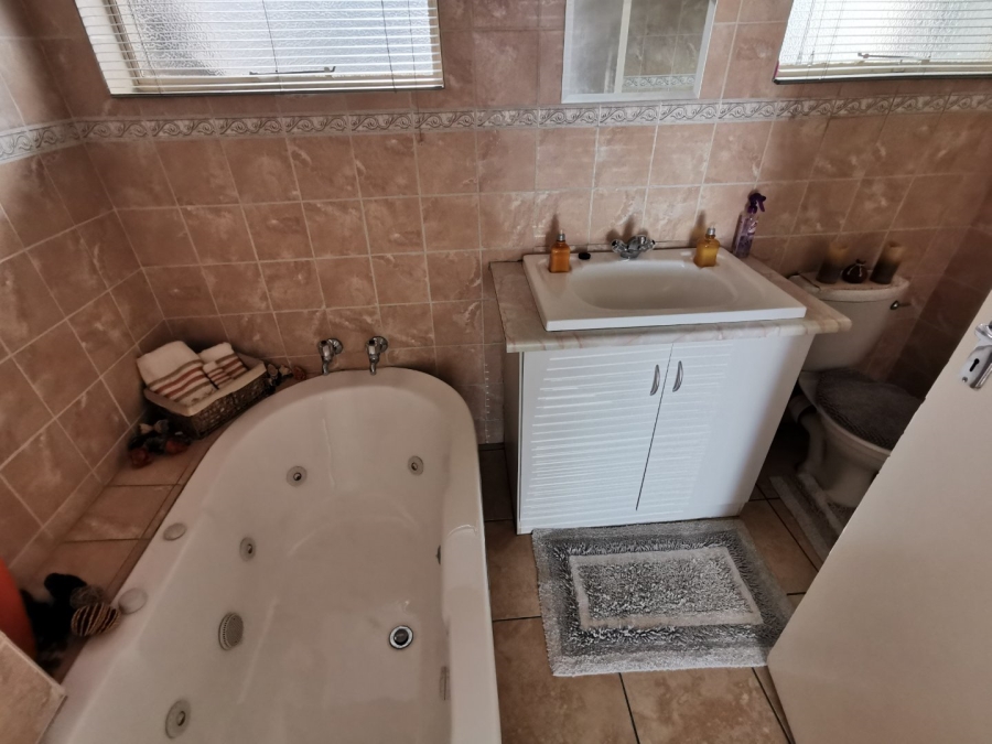 Commercial Property for Sale in Wilkoppies North West